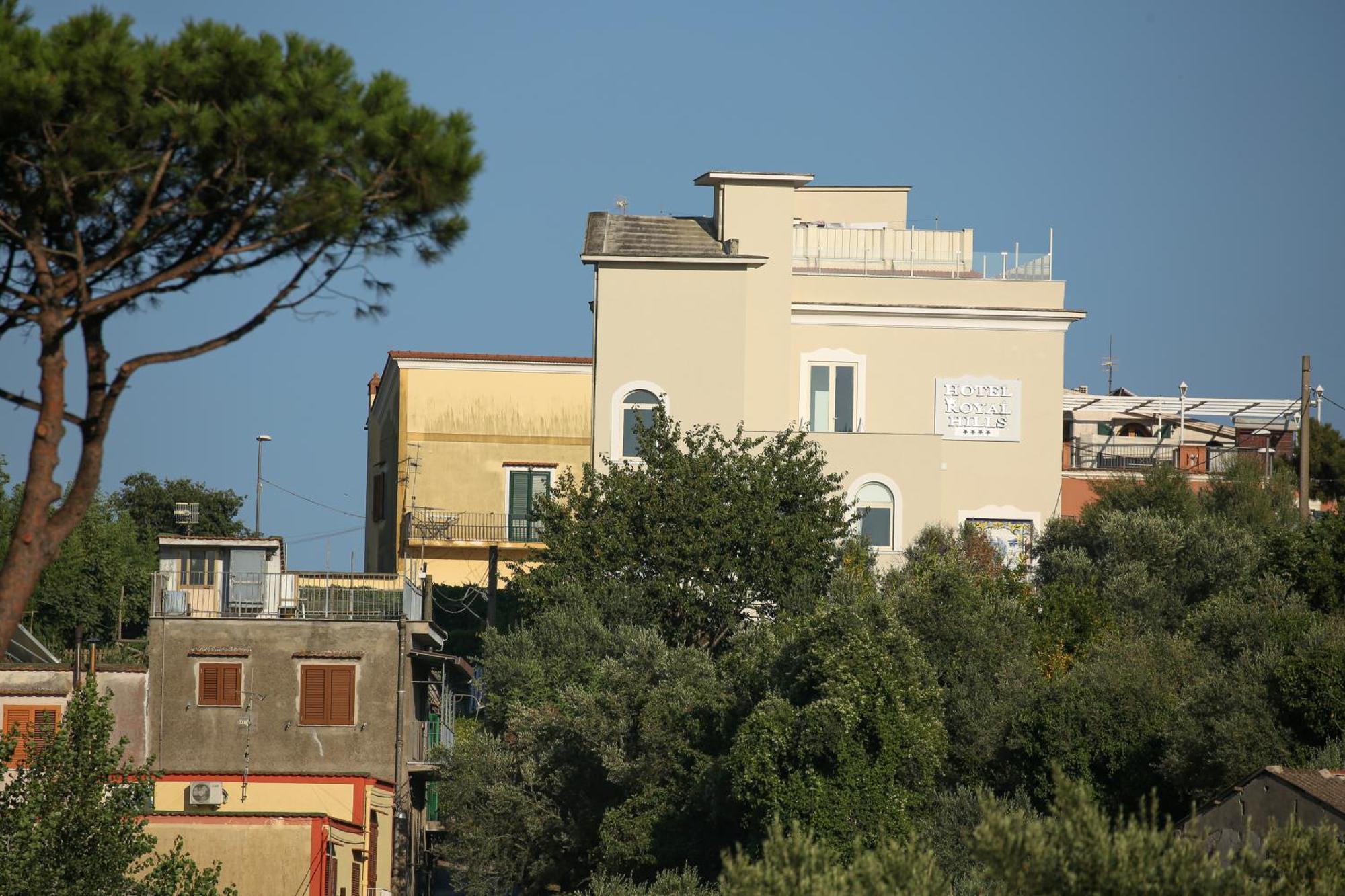 Hotel Royal Hills Piano di Sorrento Exterior photo